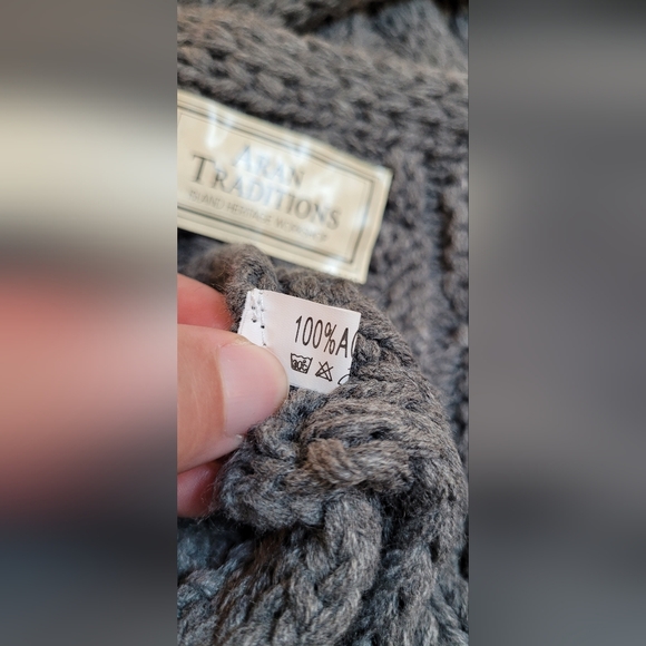 NWOT | Aran Traditions Grey Cable Knit Snood & Headband & Fingerless Mittens - Picture 9 of 15